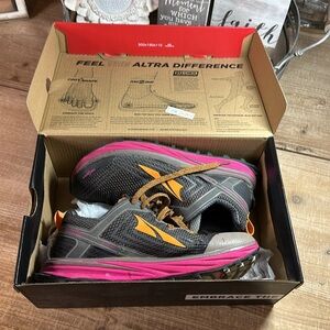 Altra Timp 1.5 Trail-Running Shoes Size: 6.5